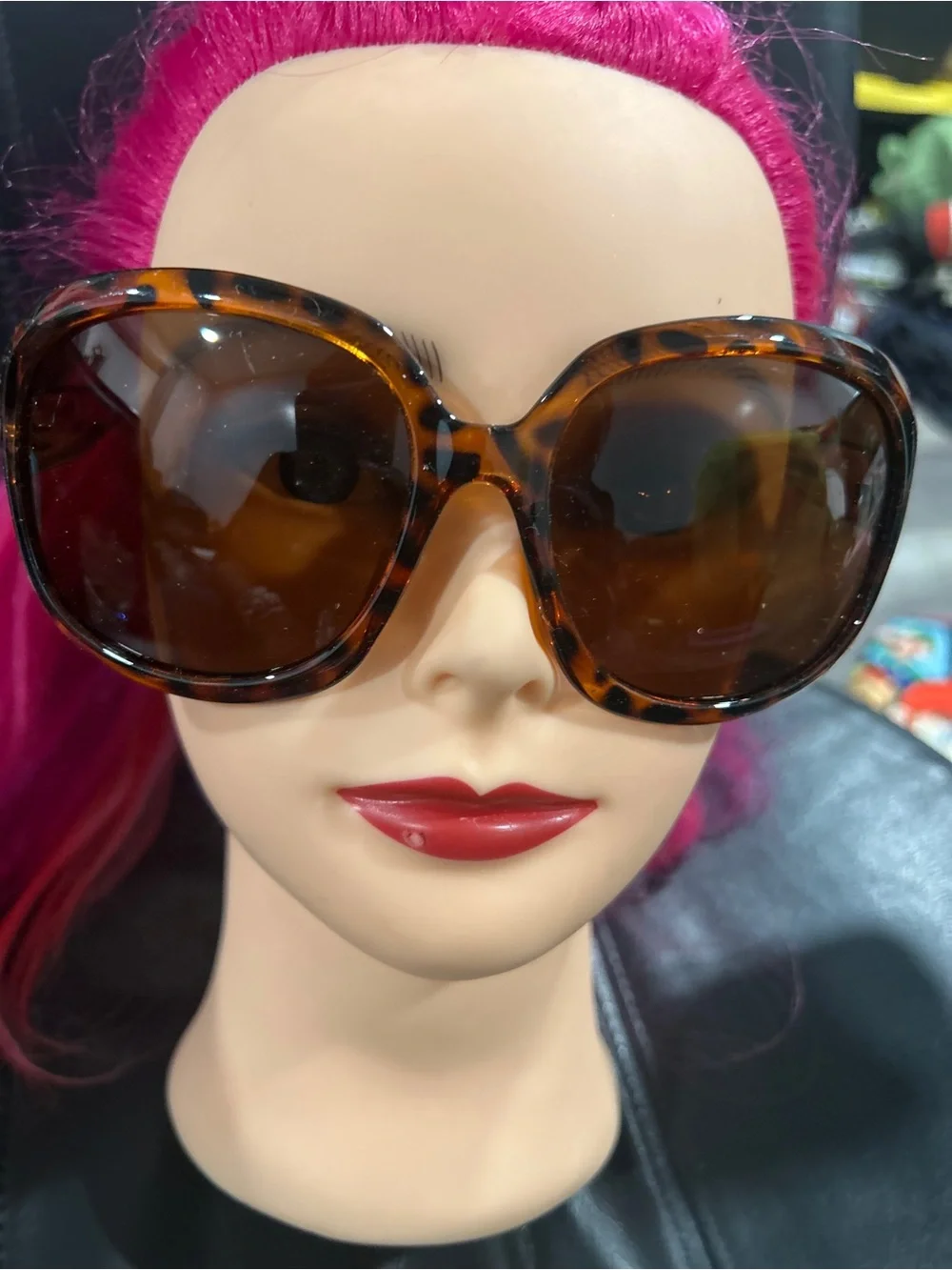 N/A sunglasses eyes frame